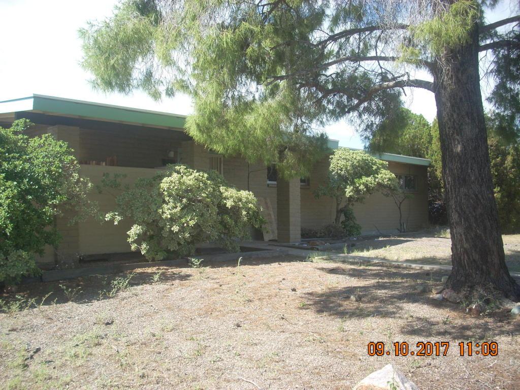 202 5Th Street - Photo 1