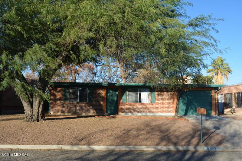 3021 Cardi Avenue - Photo 1