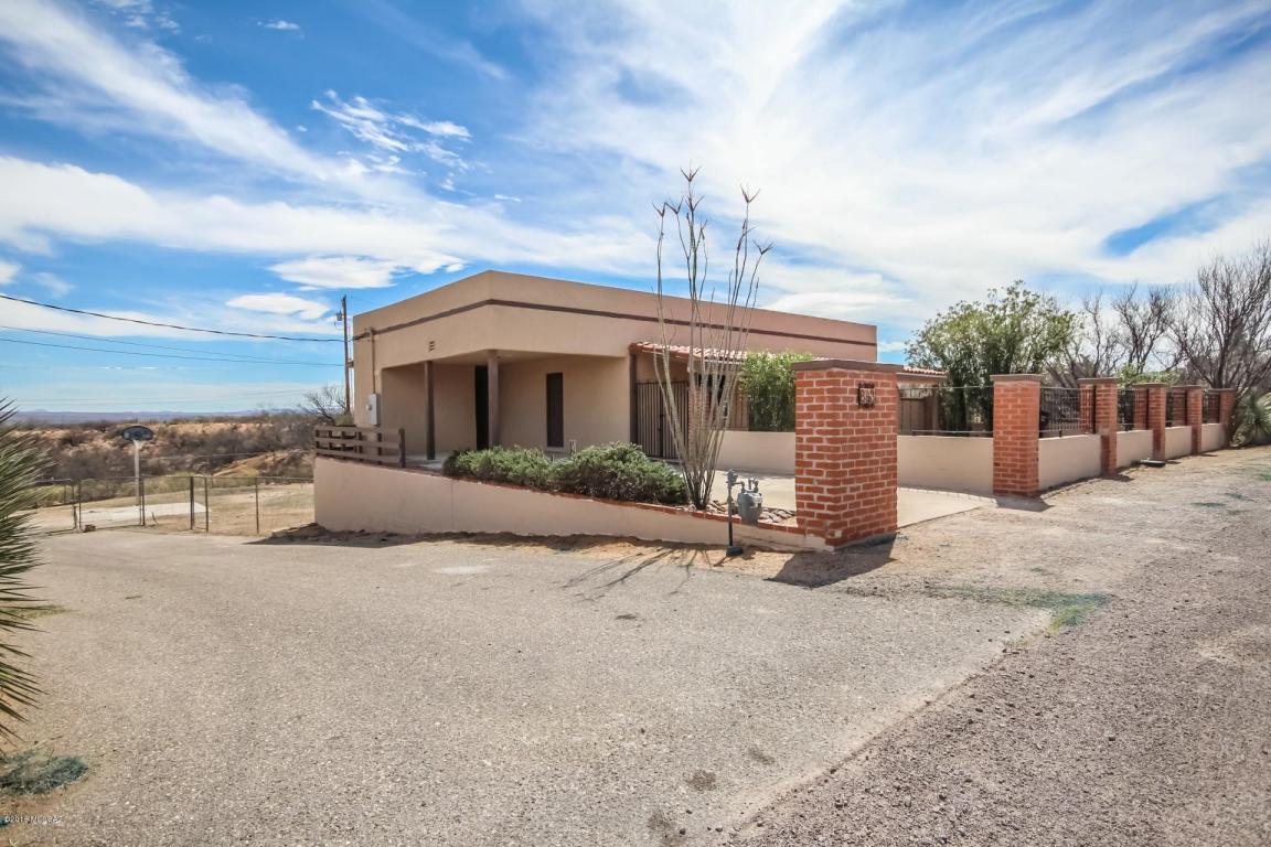 843 La Mesa Drive - Photo 1