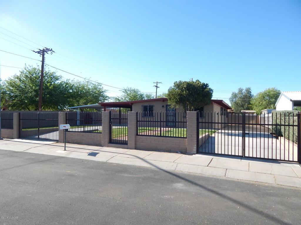 2042 Grant Road - Photo 1