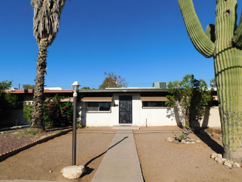 5049 Mountain Avenue - Photo 1