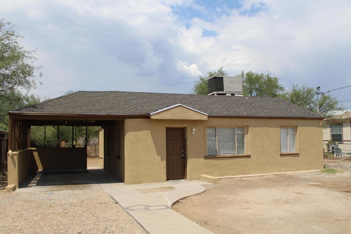 3953 Hayhurst Lane - Photo 1