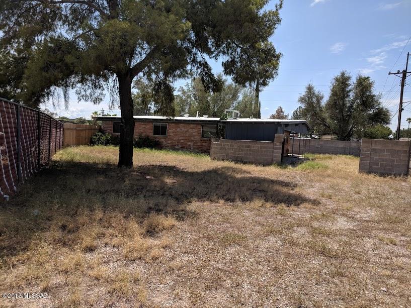 7931 Julia Place - Photo 1