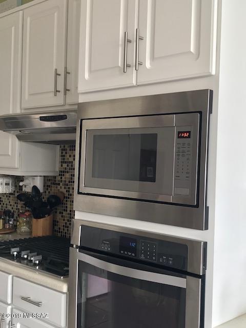 1401 Dakota Sky Court - Photo 1