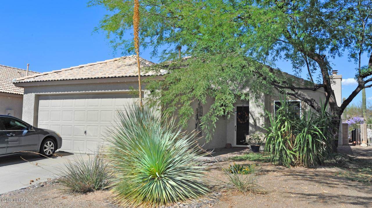 2004 Cholla Estate Drive - Photo 1