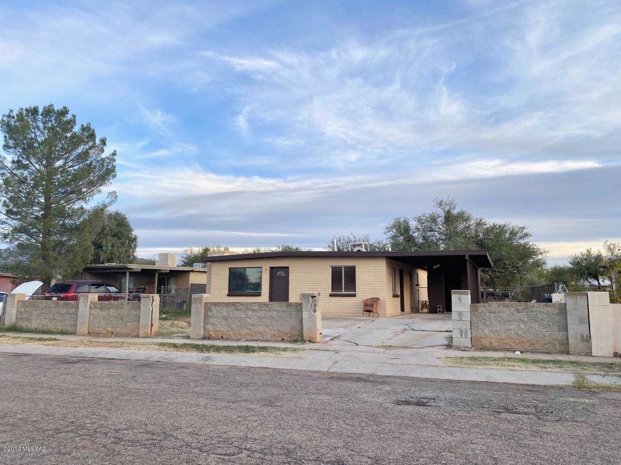 4907 Santa Maria Drive - Photo 1
