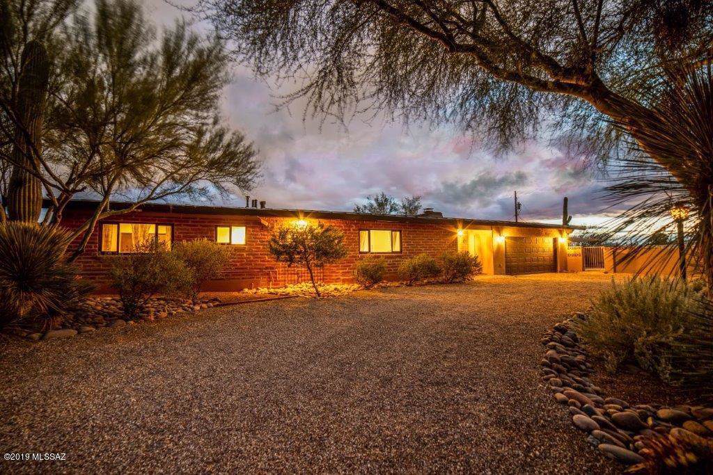 5262 Genematas Drive - Photo 1