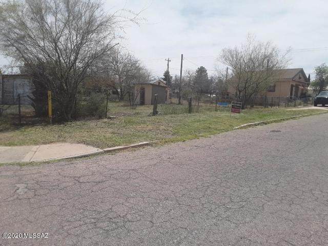 408 6Th Street - Photo 1