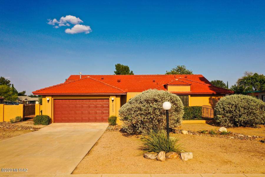 2037 Roselie Way - Photo 1