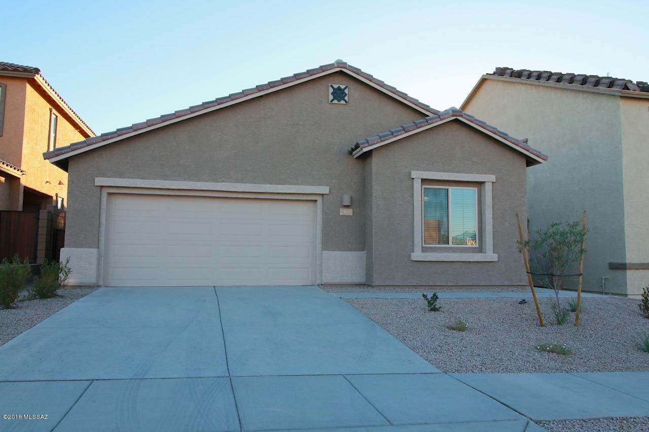 999 Robb Hill Place - Photo 1
