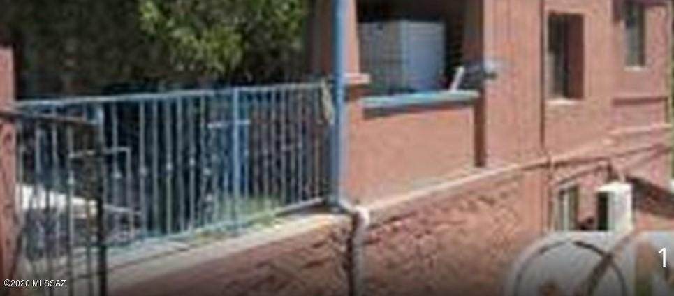 210 Hudgins Street - Photo 1