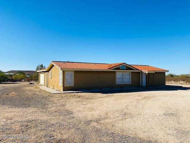 7754 Fast Horse Road - Photo 1