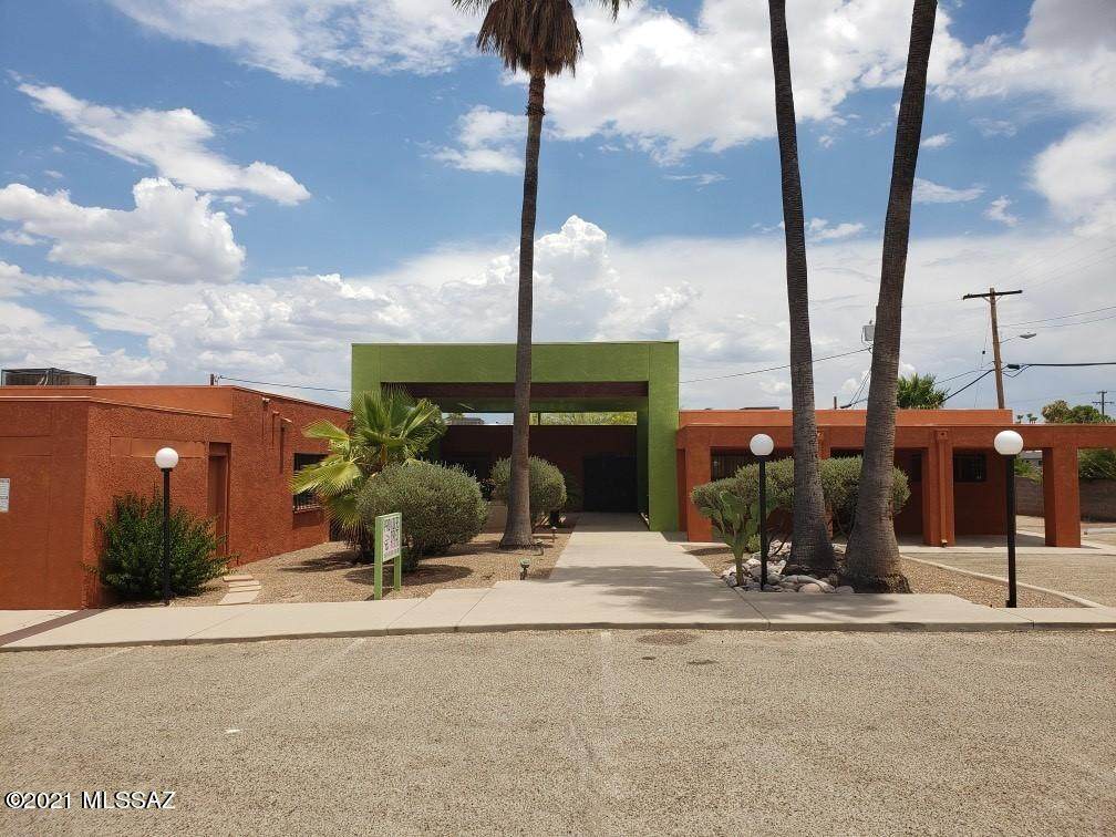 5546 4Th Street - Photo 1