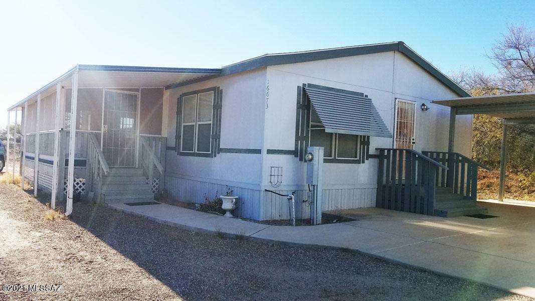 16673 Appleton Avenue - Photo 1