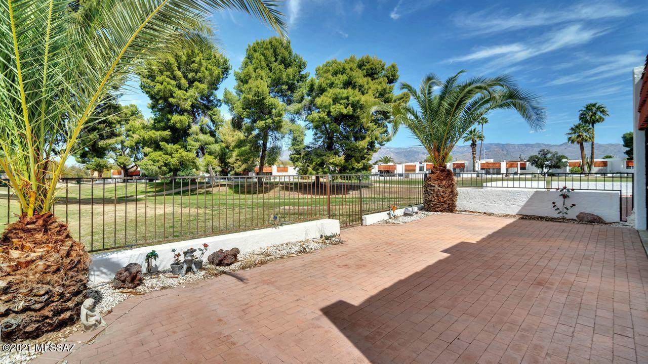 6877 Calle De Oro - Photo 1