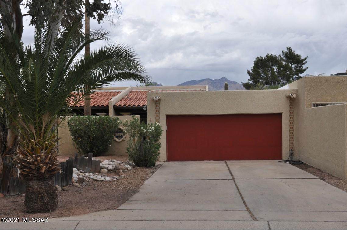 5319 Beverly Fair Drive - Photo 1