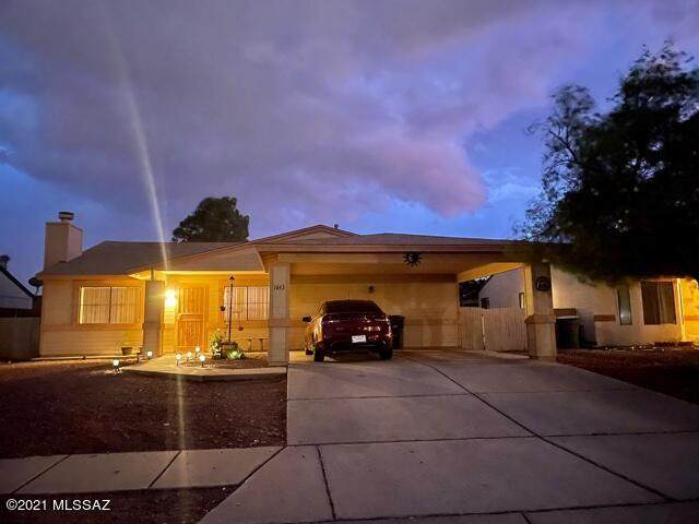 1843 Great Oak Drive - Photo 1