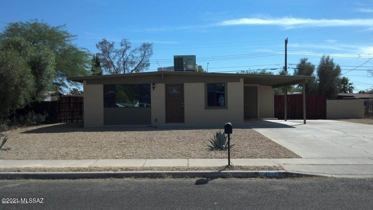 4512 31St Street - Photo 1