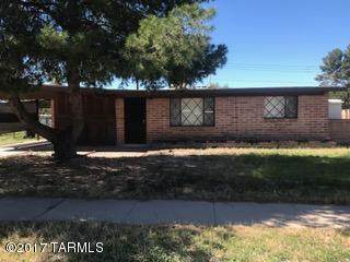 4921 Mathews Avenue - Photo 1