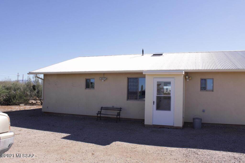 43915 Patterson Drive - Photo 1