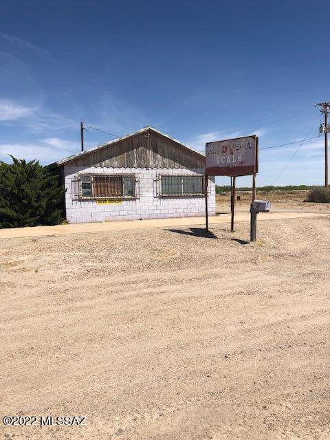 2002 Haskell Avenue - Photo 1
