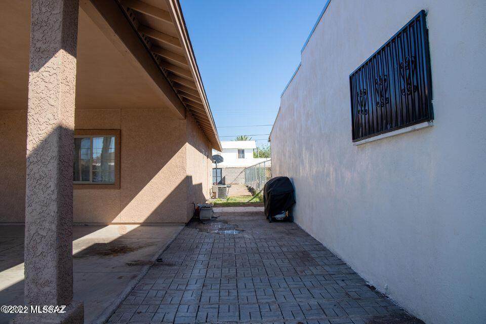644 7Th Street - Photo 1