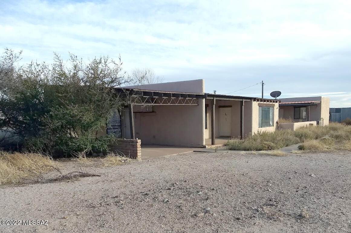 499 Sanford Road - Photo 1