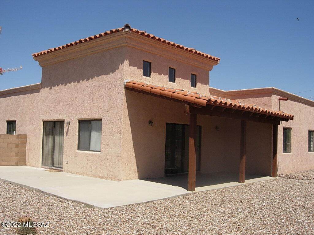 2718 Calle San Manuel - Photo 1