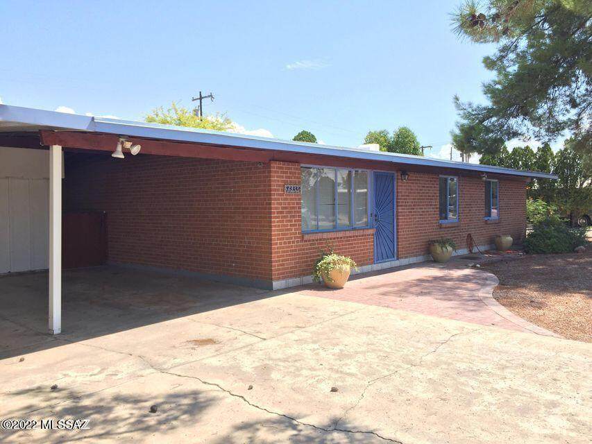 6233 31St Street - Photo 1
