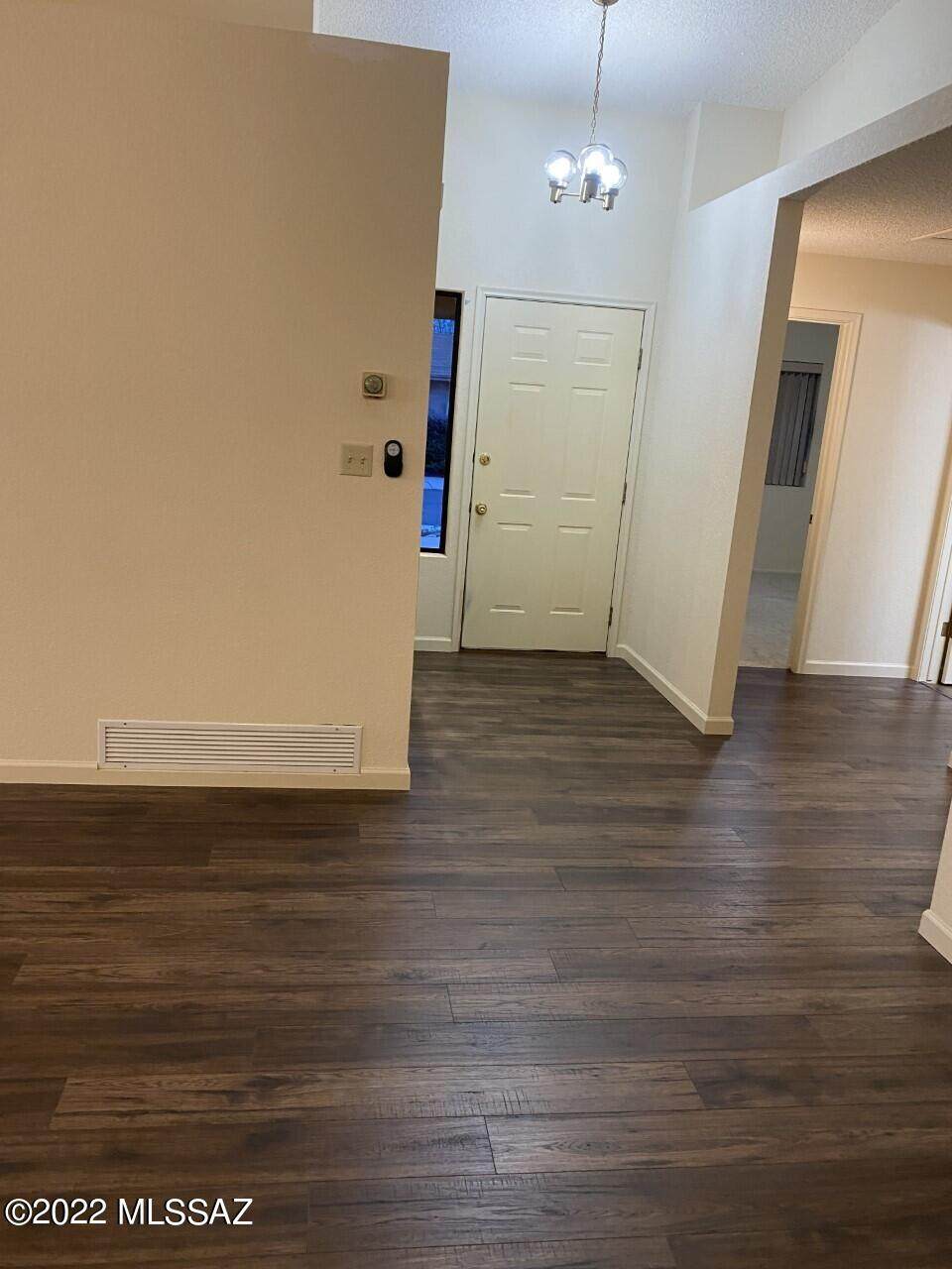 9709 Sherbrooke Street - Photo 1