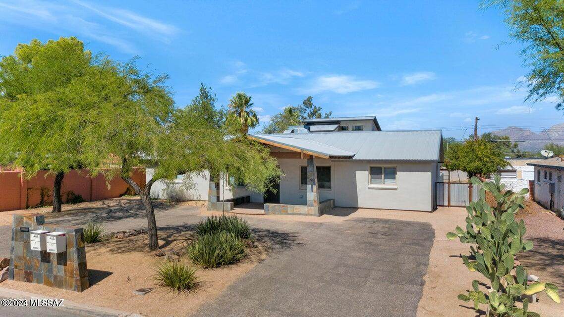 1231 Linden #A Street - Photo 1