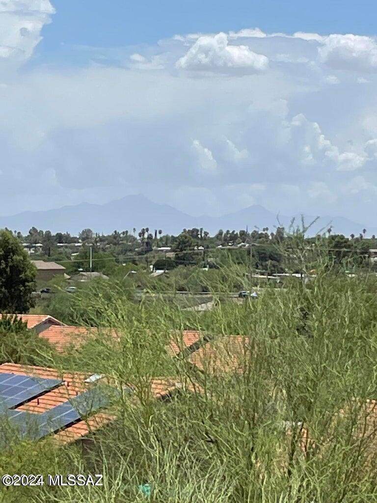 2223 Quail Hollow Drive - Photo 1