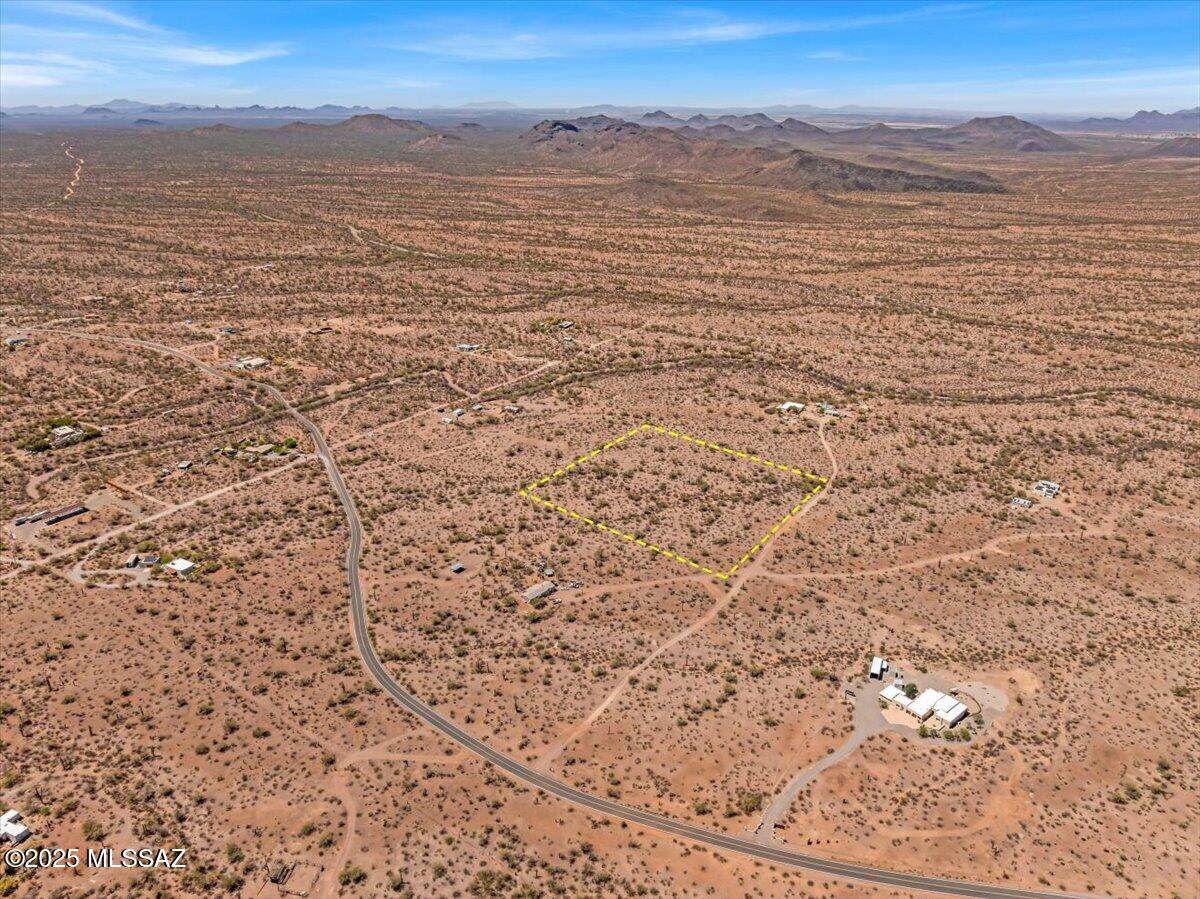 20800 Silverbell (Appox) - Photo 1