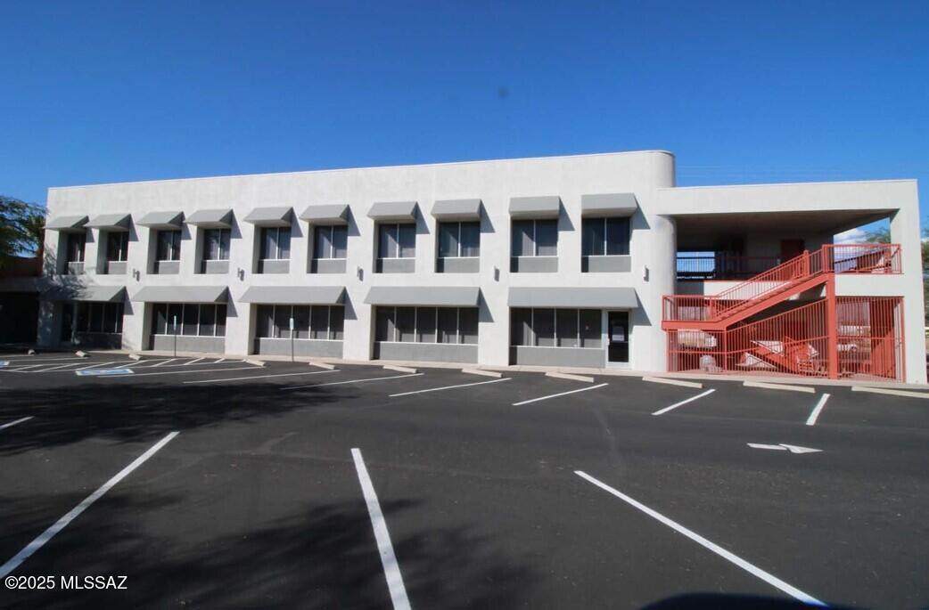 https://bt-photos.global.ssl.fastly.net/tucson/orig_boomver_1_22514827-2.jpg