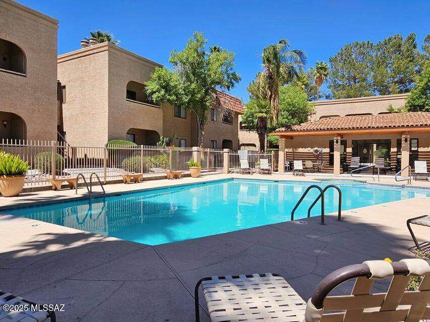 5750 Camino Esplendora - Photo 1