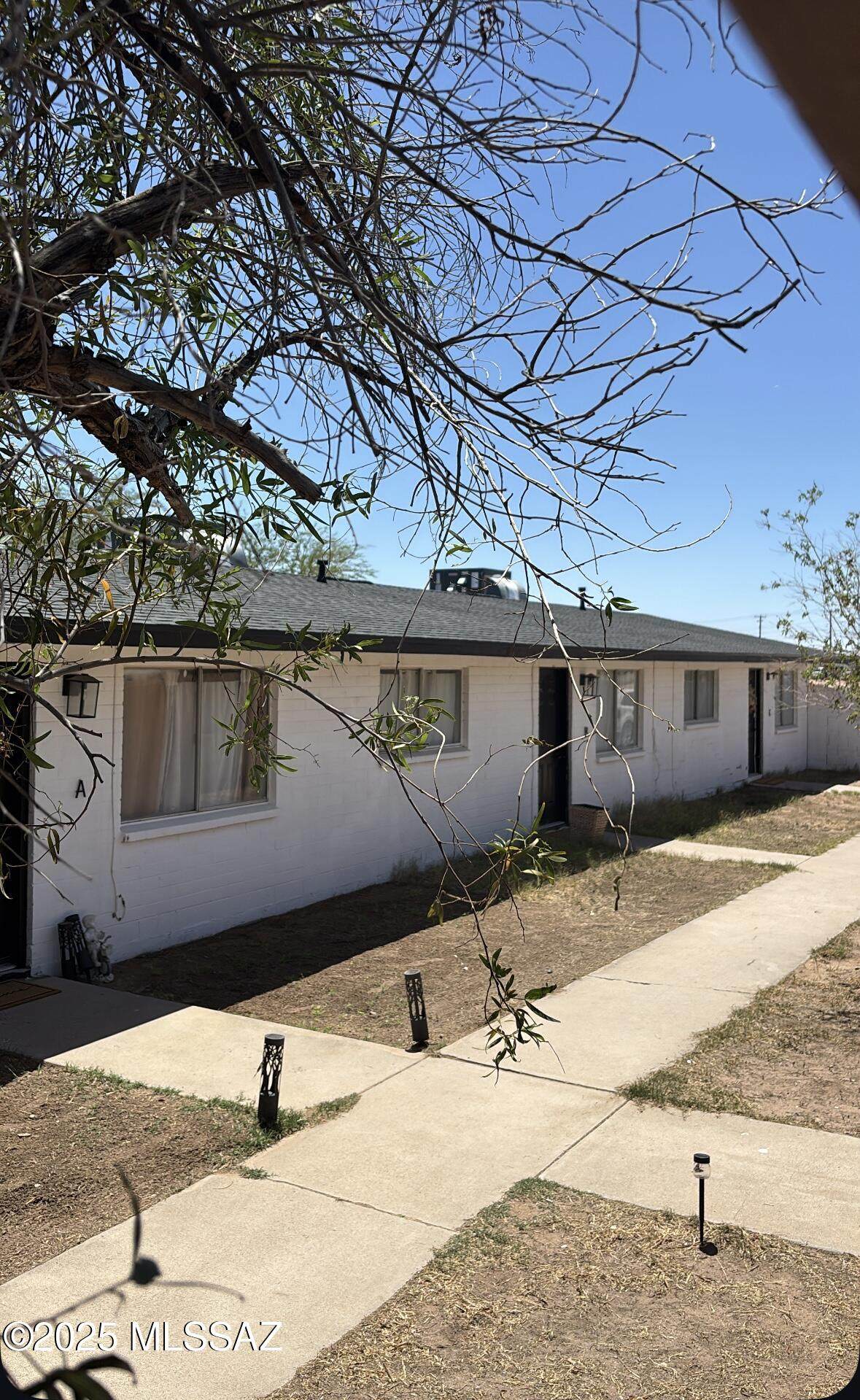 704 11th Street - Photo 1