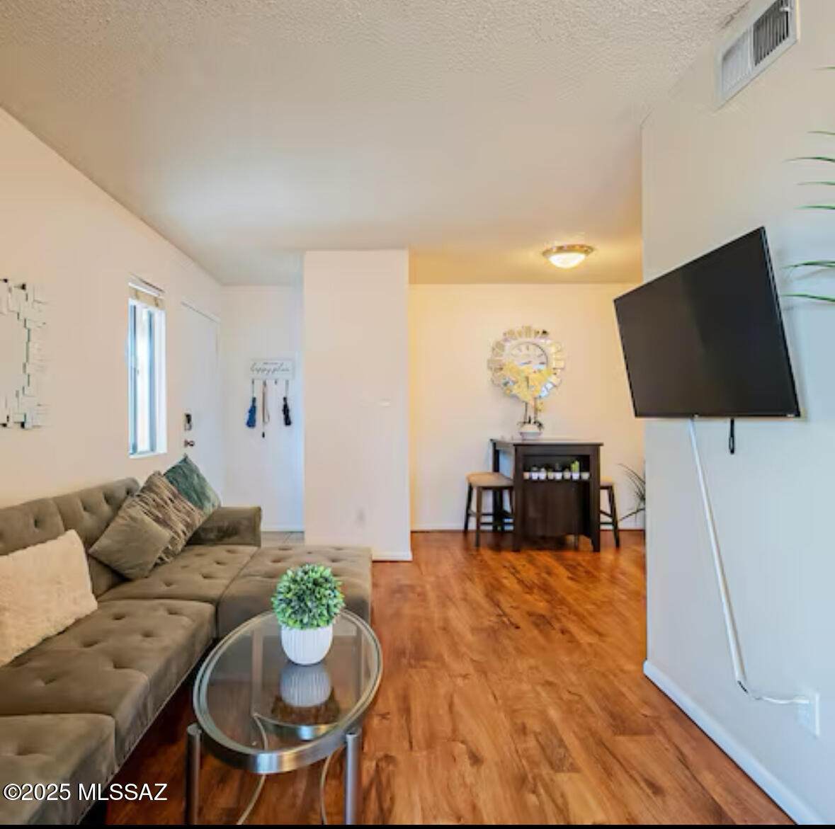 1745 Glenn Street - Photo 1