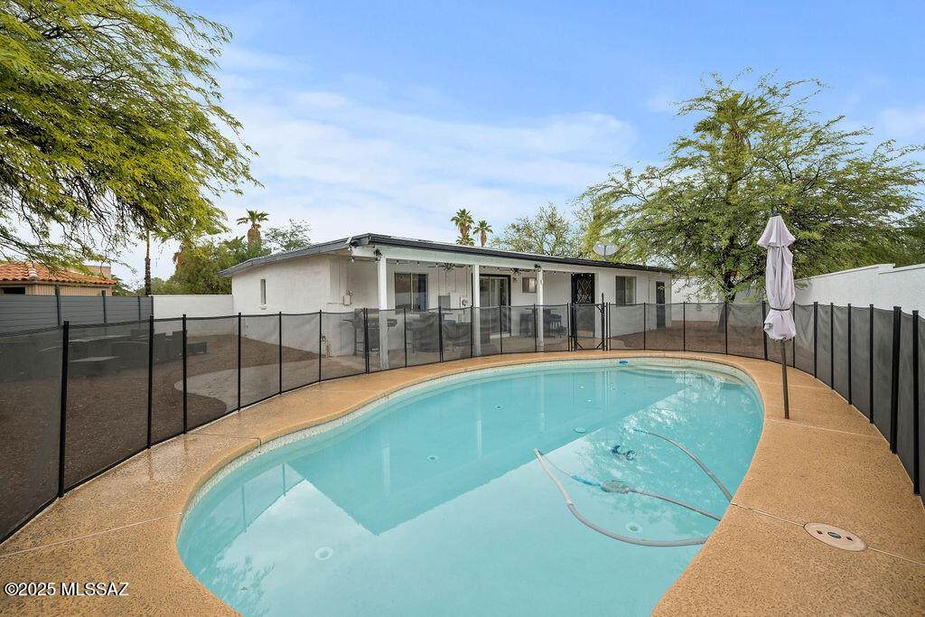 9870 Celeste Drive - Photo 1