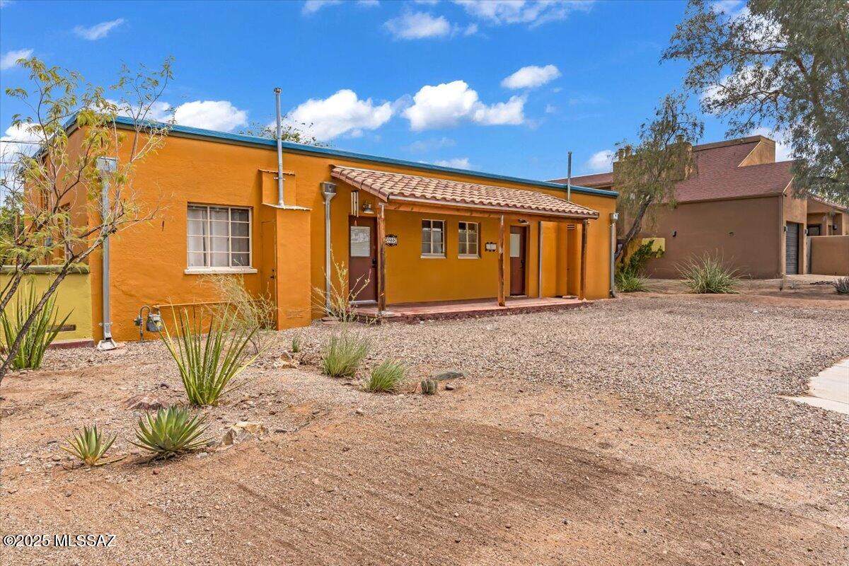 718 Palo Verde Boulevard - Photo 1