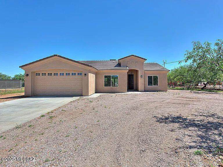 1429 Calle Monclova - Photo 1