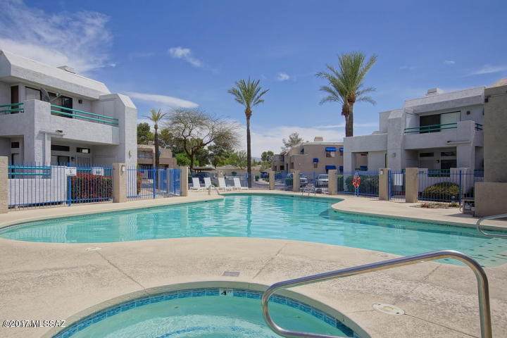 7952 Colette Circle - Photo 1