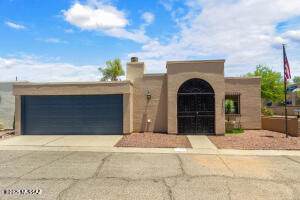 8021 3rd Street - Photo 1