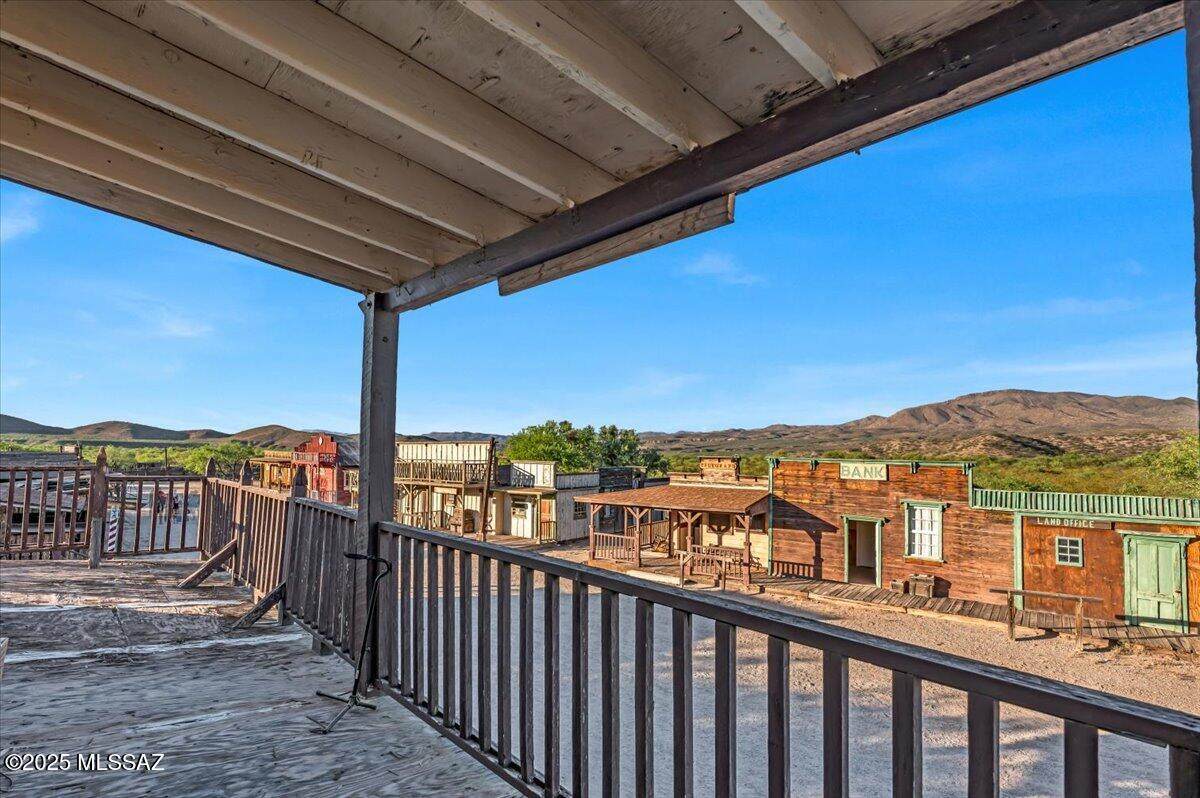 https://bt-photos.global.ssl.fastly.net/tucson/orig_boomver_1_22527363-2.jpg