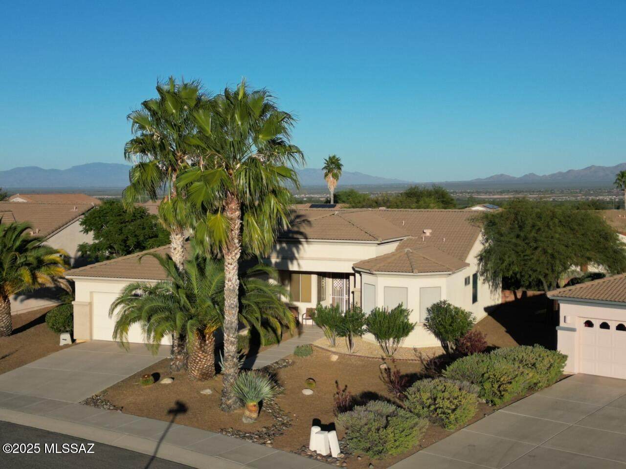 https://bt-photos.global.ssl.fastly.net/tucson/orig_boomver_1_22529387-2.jpg