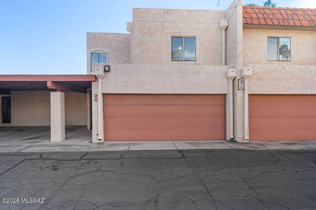 1949 Swan Road - Photo 1