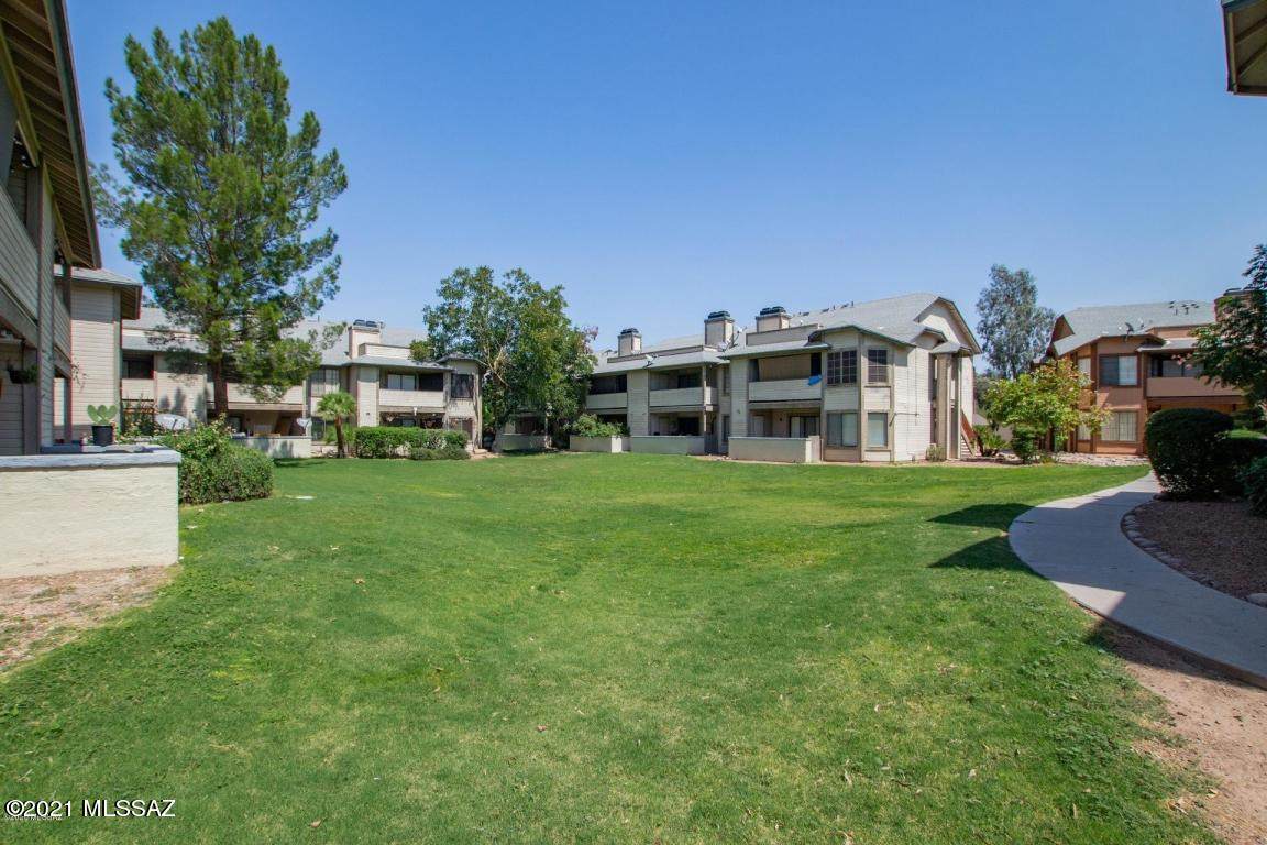 1668 Park Wood Lane - Photo 1