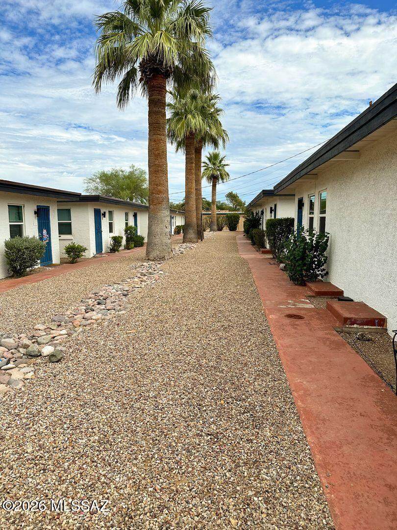 1342 Country Club Road - Photo 1