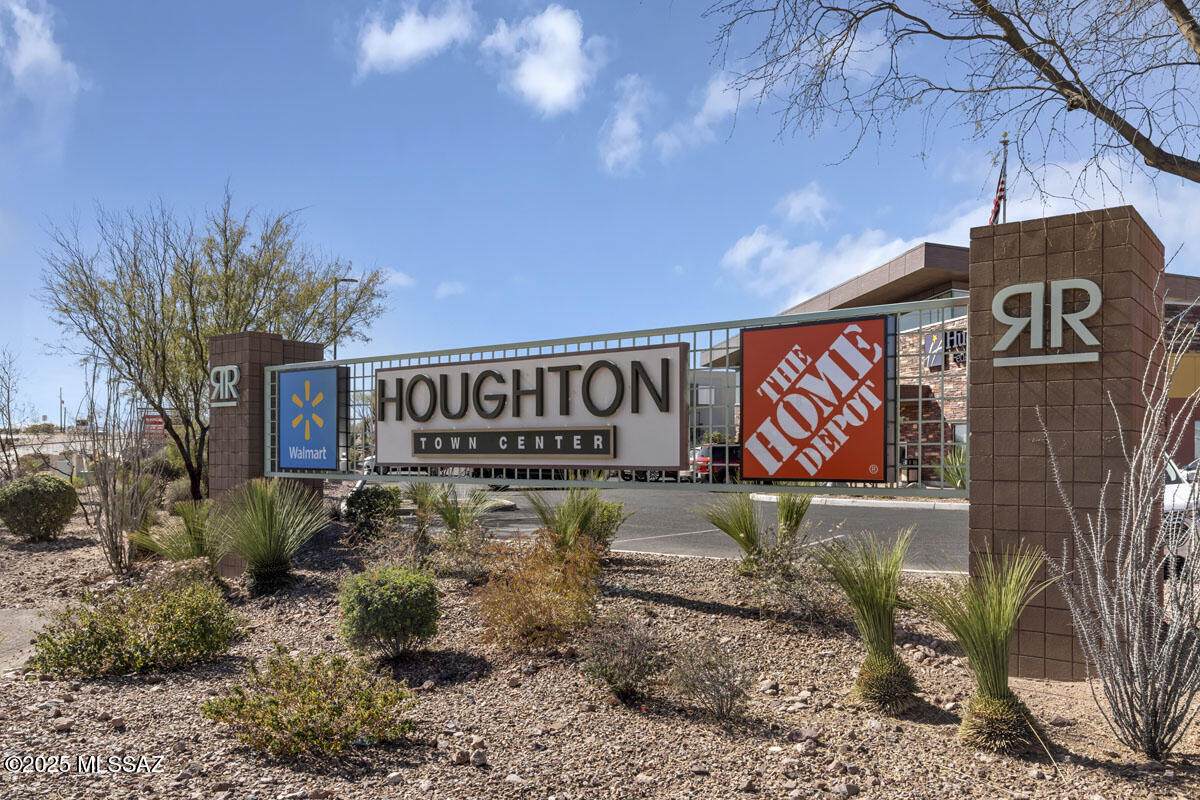 https://bt-photos.global.ssl.fastly.net/tucson/orig_boomver_1_22605505-2.jpg
