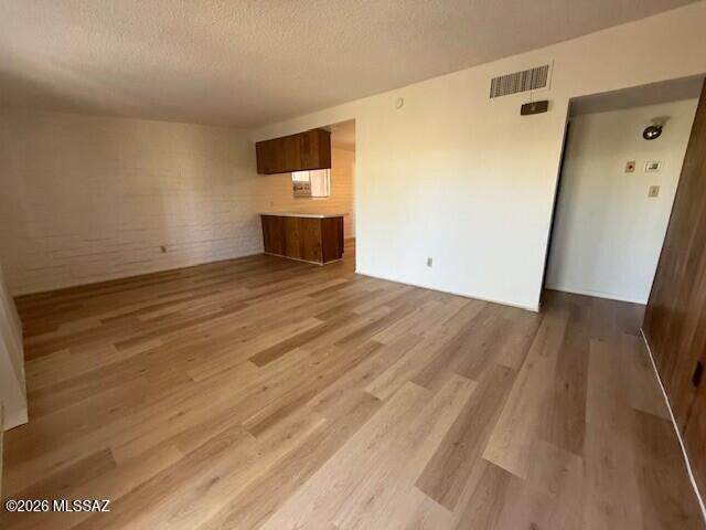 https://bt-photos.global.ssl.fastly.net/tucson/orig_boomver_1_22607127-2.jpg