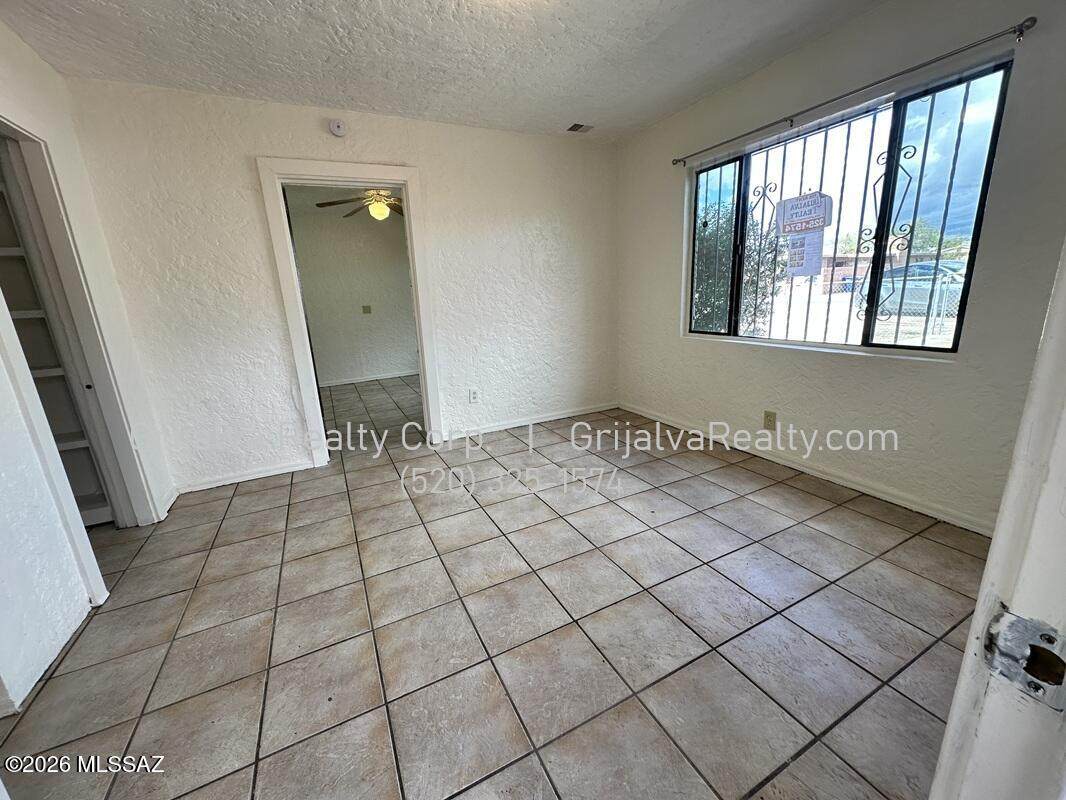 https://bt-photos.global.ssl.fastly.net/tucson/orig_boomver_1_22607969-2.jpg